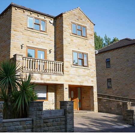 Villa House Of Kaima - 6 Bed Detached à Dewsbury Extérieur photo